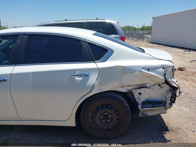 Nissan Altima 2.5 S 2015 1N4AL3APXFC201880 Image 6