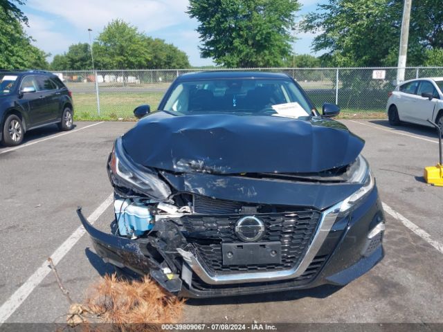 1N4BL4DW9NN345159 Nissan Altima Sv Intelligent Awd