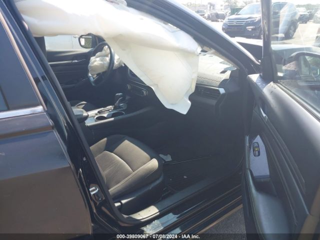 1N4BL4DW9NN345159 Nissan Altima Sv Intelligent Awd