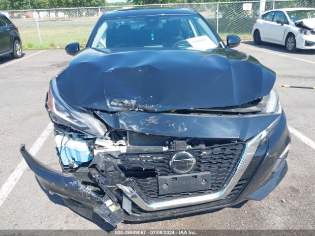 1N4BL4DW9NN345159 Nissan Altima Sv Intelligent Awd