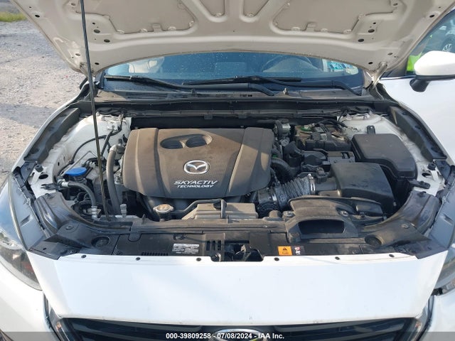 Mazda Mazda3 Touring 2018 3MZBN1V32JM171430 Image 10
