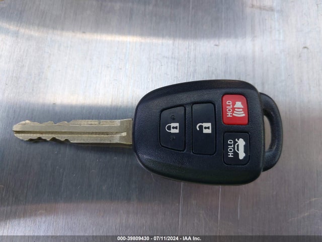 Toyota COROLLA LE 2016 5YFBURHE1GP408783 Image 11