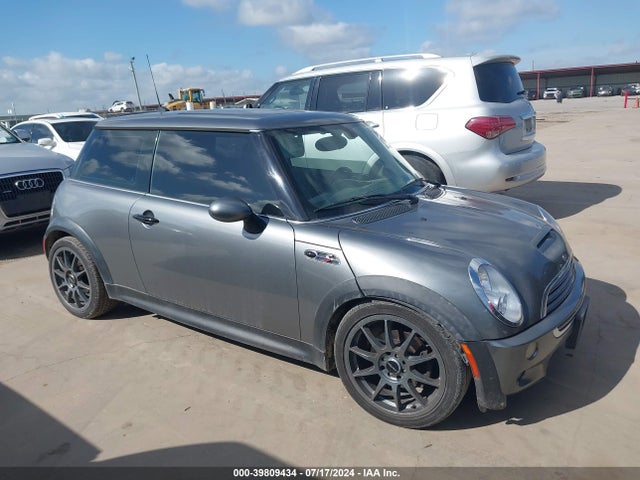 2005 MINI COOPER S WMWRE33465TG95535 Photo 0
