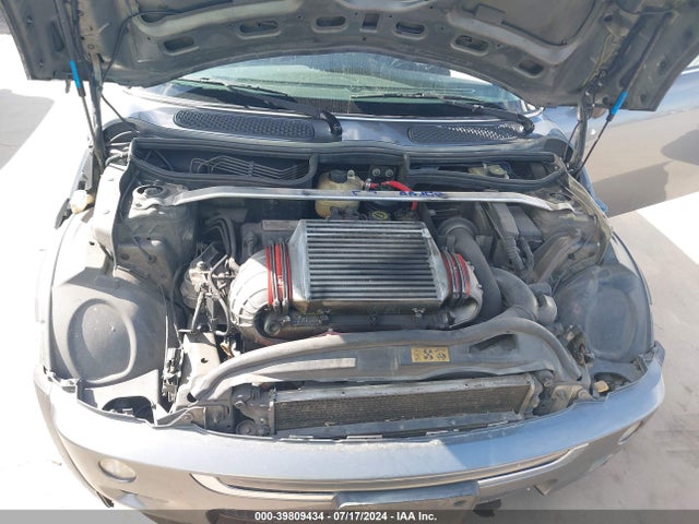 2005 MINI COOPER S WMWRE33465TG95535 Photo 9