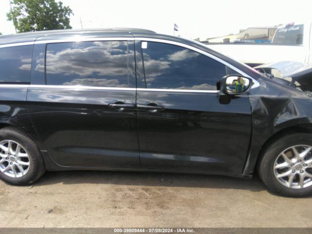 2C4RC1DG4MR566525 Chrysler Voyager Lxi