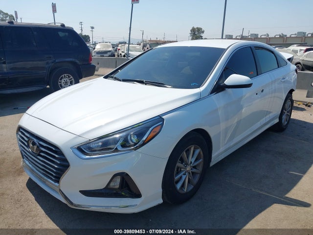 Hyundai SONATA SE 2018 5NPE24AF0JH626405 Image 2