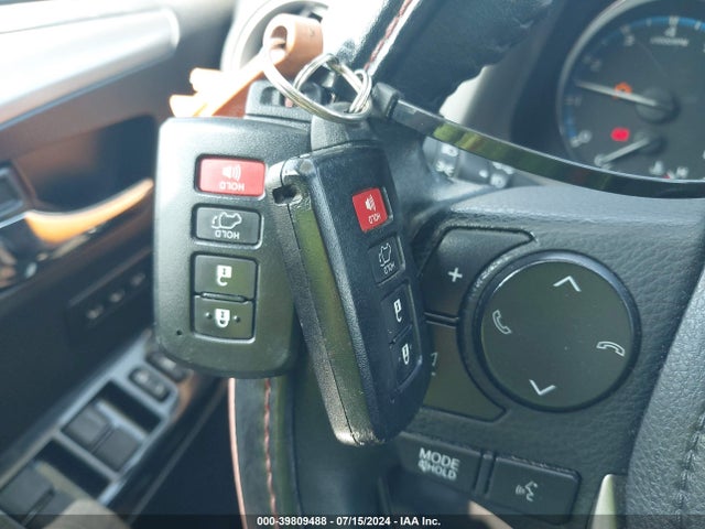 Toyota Rav4 Limited 2017 2T3DFREV3HW645824 Image 11