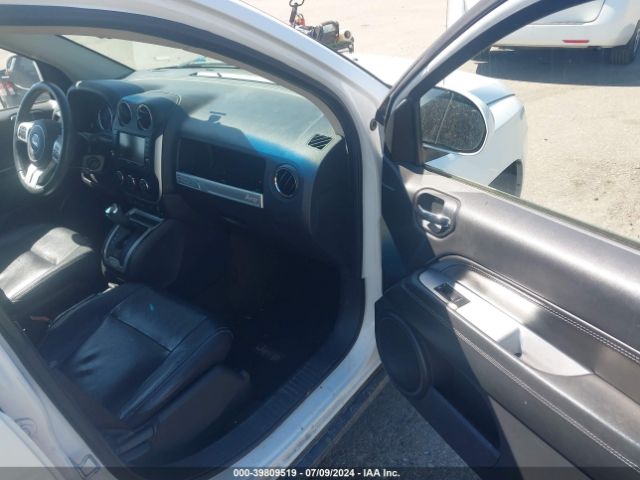 1C4NJDCB8ED635295 Jeep Compass Limited