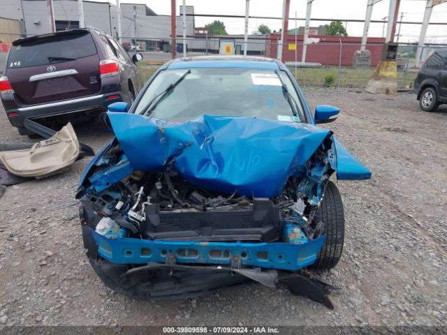1FADP3F27FL217081 Ford FOCUS SE