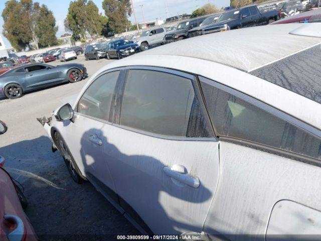 JTDAAAAF9R3021774 Toyota Crown Xle