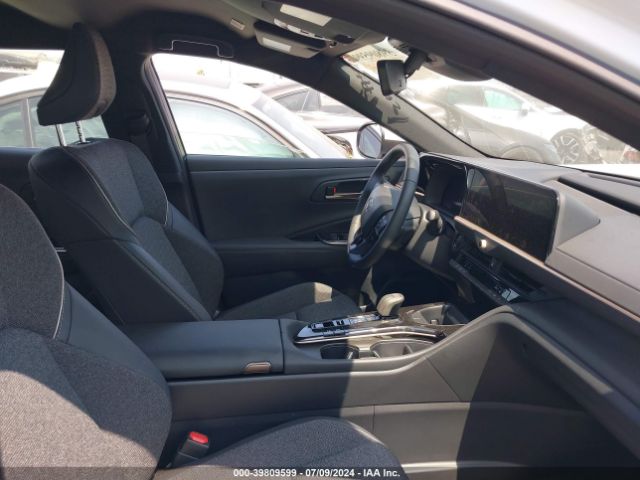 JTDAAAAF9R3021774 Toyota Crown Xle