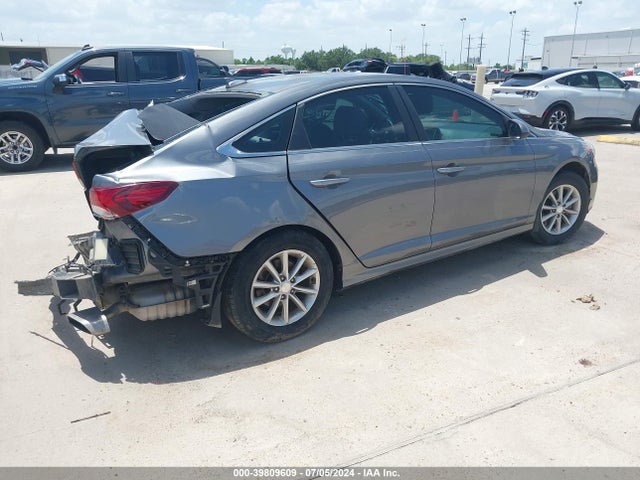 Hyundai SONATA SE 2019 5NPE24AF8KH792625 Image 4