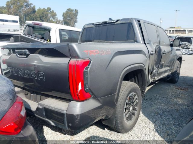 5TFLA5DB7NX014835 Toyota Tundra Sr5