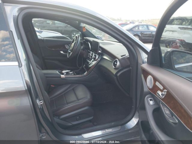 WDC0J4KBXHF252859 Mercedes-Benz Glc 300 Coupe 4matic