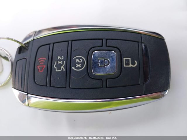 1LN6L9RP7K5612915 Lincoln Continental Reserve