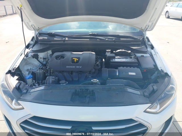 Hyundai ELANTRA SEL 2018 5NPD84LF7JH310653 Image 10