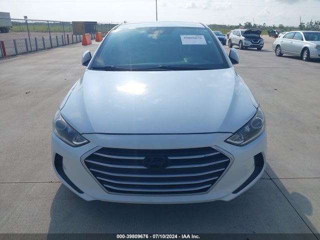 Hyundai ELANTRA SEL 2018 5NPD84LF7JH310653 Image 12
