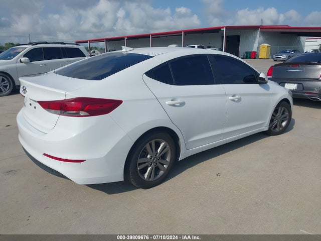Hyundai ELANTRA SEL 2018 5NPD84LF7JH310653 Image 4