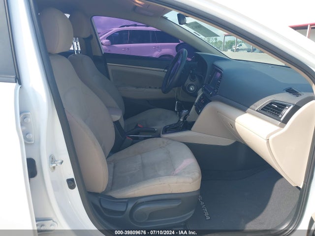 Hyundai ELANTRA SEL 2018 5NPD84LF7JH310653 Image 5