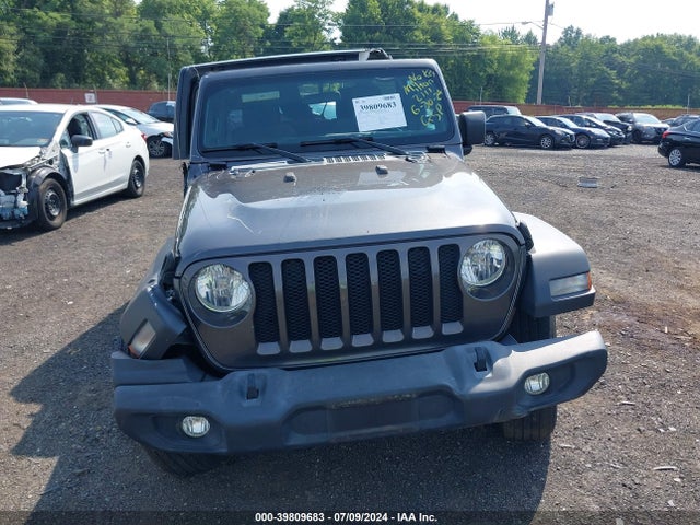1C4HJXDG6KW642111 Jeep Wrangler Unlimited Sport S 4x4