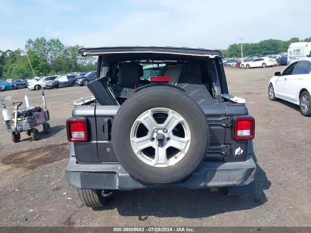 1C4HJXDG6KW642111 Jeep Wrangler Unlimited Sport S 4x4