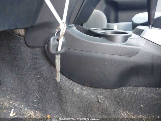 JTDKDTB35E1084369 Toyota Prius C One