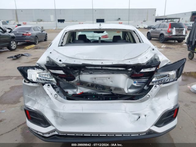 JHMZC5F30JC008255 Honda Clarity Plug-in Hybrid Touring