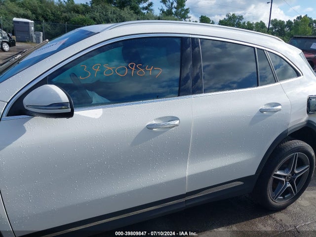 W1N4N4HB1PJ456134 Mercedes-Benz Gla 250 4matic