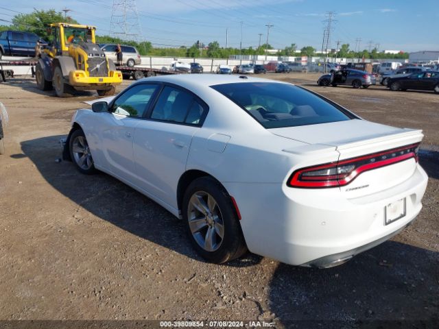 2C3CDXBG2FH730005 Dodge Charger Se