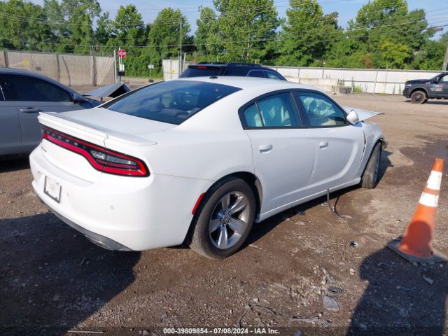 2C3CDXBG2FH730005 Dodge Charger Se