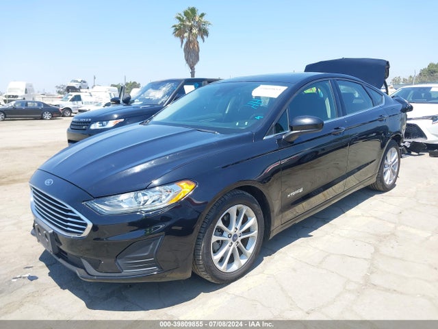 Ford Fusion Hybrid Se 2019 3FA6P0LU9KR252651 Image 2