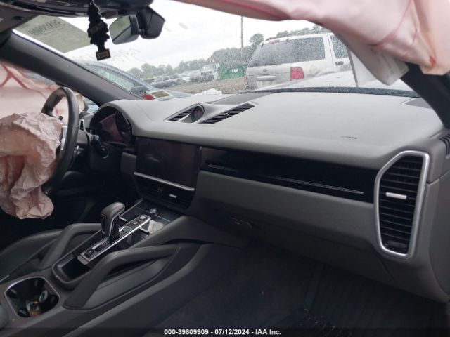 WP1AA2AY5KDA15119 Porsche Cayenne