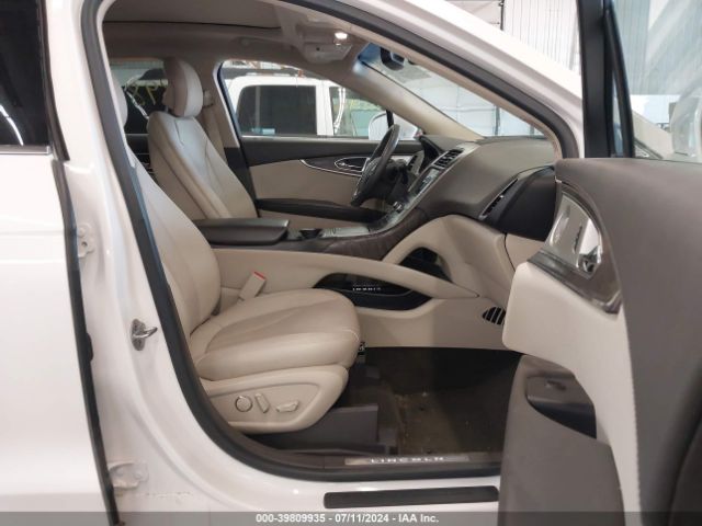 2LMTJ8LR2GBL88117 Lincoln Mkx Reserve