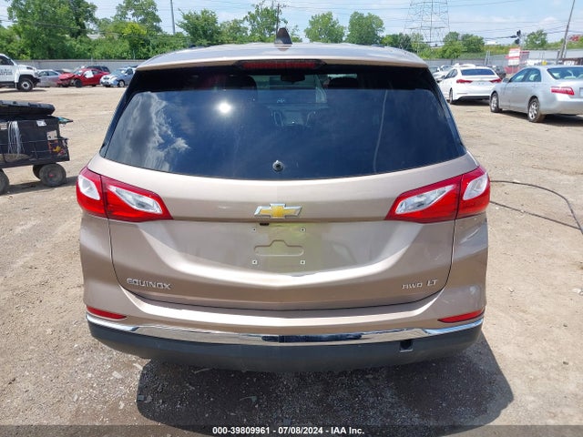 Chevrolet EQUINOX LT 2018 2GNAXSEV4J6327887 Image 16