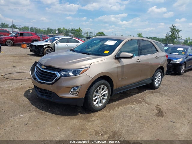 Chevrolet EQUINOX LT 2018 2GNAXSEV4J6327887 Image 2