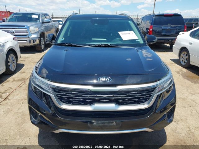 KNDERCAA5M7226715 KIA SELTOS EX
