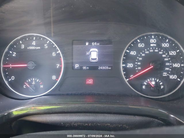 KNDERCAA5M7226715 KIA SELTOS EX