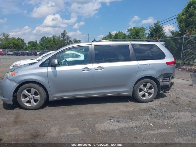 Toyota Sienna Le V6 8 Passenger 2014 5TDKK3DC2ES508807 Image 15