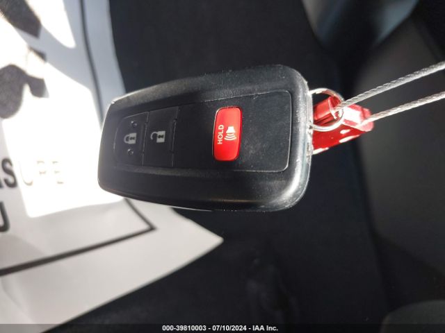 JTDKAMFU4N3160881 Toyota Prius Le