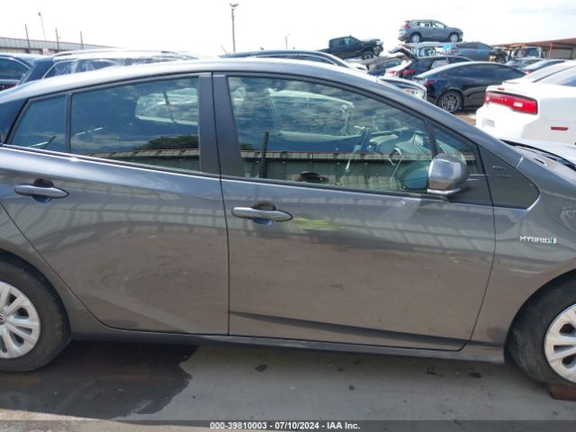 JTDKAMFU4N3160881 Toyota Prius Le