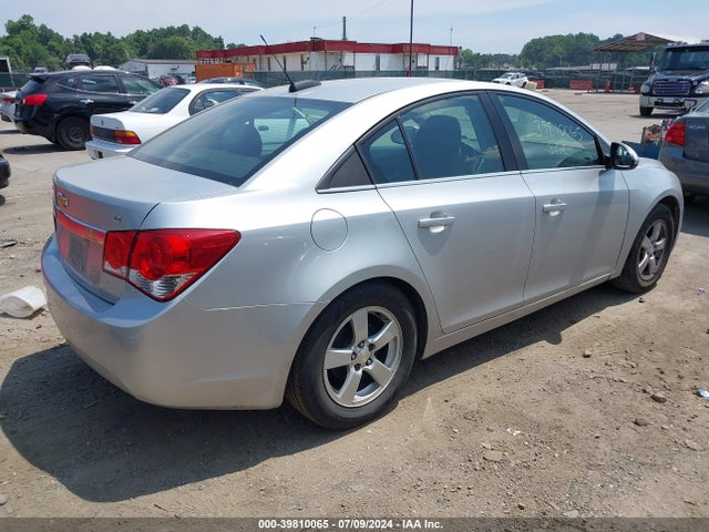 Chevrolet Cruze 1lt Auto 2015 1G1PC5SB8F7235319 Image 4