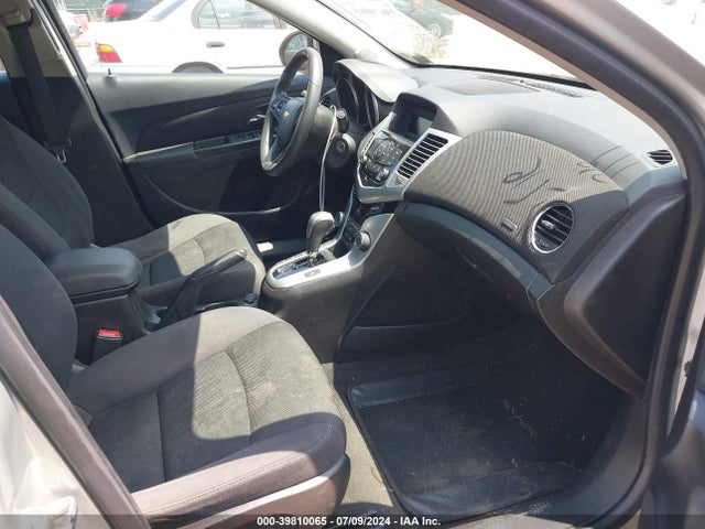 Chevrolet Cruze 1lt Auto 2015 1G1PC5SB8F7235319 Image 5