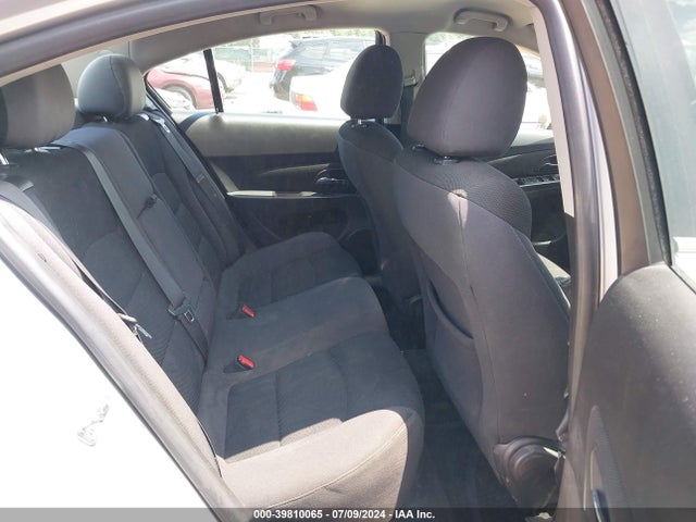 Chevrolet Cruze 1lt Auto 2015 1G1PC5SB8F7235319 Image 8