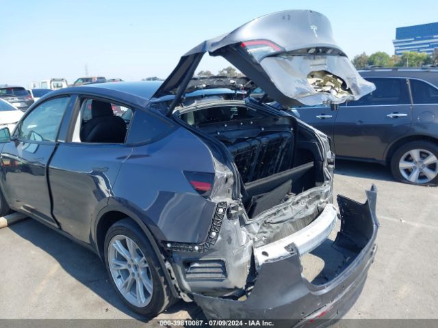 7SAYGAEE6NF489671 Tesla Model Y Long Range Dual Motor All-wheel Drive