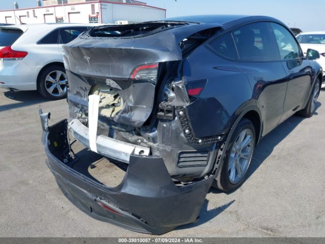 7SAYGAEE6NF489671 Tesla Model Y Long Range Dual Motor All-wheel Drive