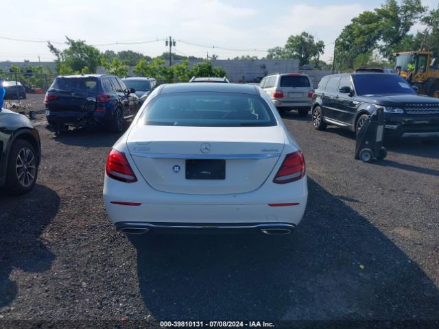 WDDZF4KB0HA089687 Mercedes-Benz E 300 4matic