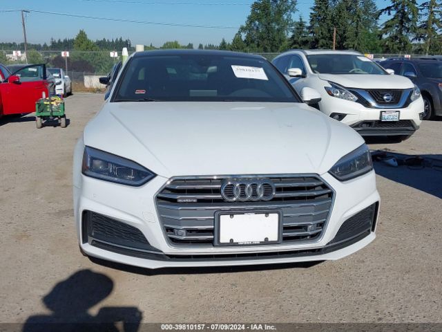 WAUTNAF58JA022294 Audi A5 2.0t Premium