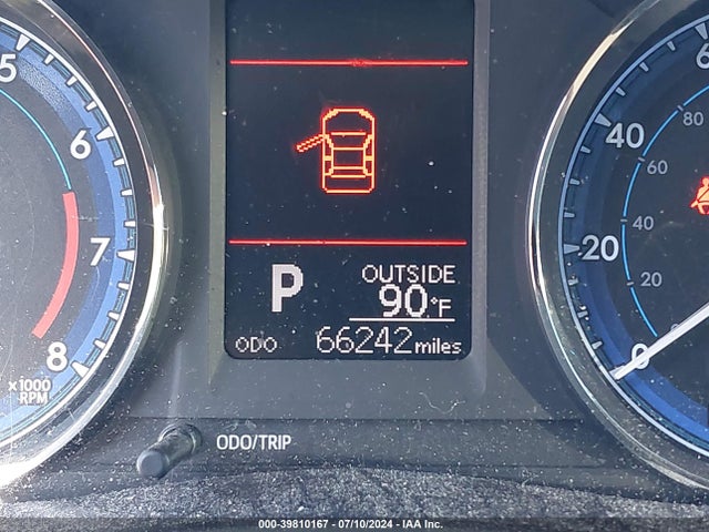 Toyota COROLLA LE 2018 5YFBURHE7JP851365 Image 15