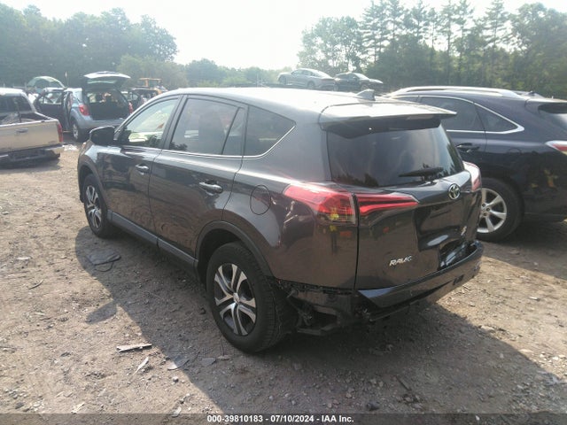 Toyota RAV4 LE 2018 JTMBFREV4JJ236419 Image 3