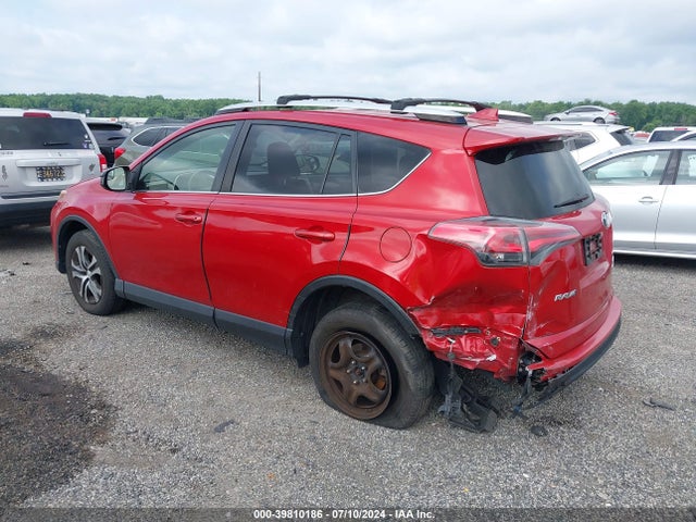Toyota RAV4 LE 2016 JTMBFREV0GJ064124 Image 3
